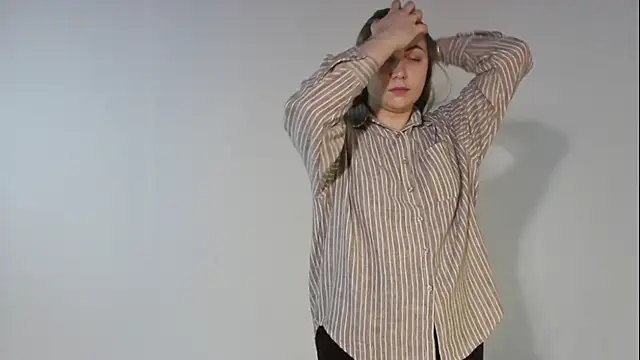 UmbraElaris online show from 04/16/26, 12:06