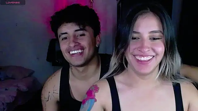 Snapshot of sara_and_jhon chatting on 12/16/25, 03:55 sara and jhon online show from 12/16/25, 03:55