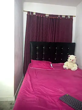 Sophia Moons  online show from 02/02/26, 12:53