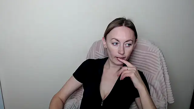 LiaSeass  online show from 01/19/26, 09:24