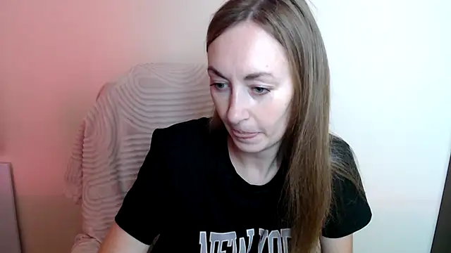 Snapshot of LiaSeass_ chatting on 07/02/26, 11:05 LiaSeass online show from 07/02/26, 11:05