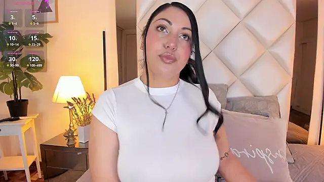 LizzCarter  online show from 02/28/26, 11:00