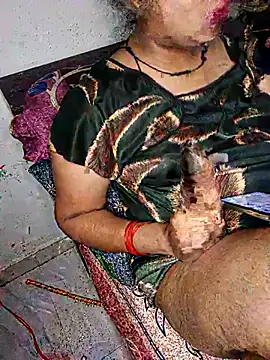 Snapshot of Desi_bhabhi299 chatting on 04/21/26, 05:17 Desi bhabhi299 online show from 04/21/26, 05:17