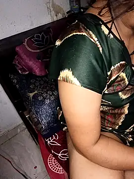 Snapshot of Desi_bhabhi299 chatting on 05/02/26, 05:29 Desi bhabhi299 online show from 05/02/26, 05:29