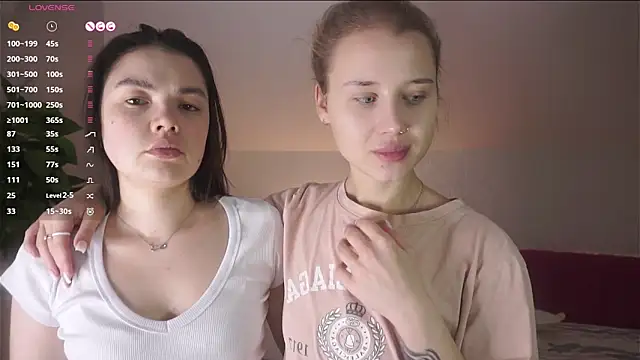 DemetriceYunk online show from 12/18/25, 07:58