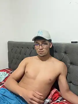 Snapshot of toritoga chatting on 02/12/26, 05:13 toritoga online show from 02/12/26, 05:13