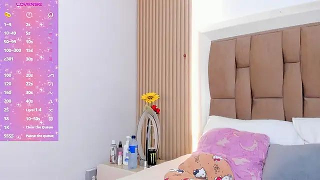 Snapshot of emily_rivas_ chatting on 04/06/26, 03:26 emily rivas online show from 04/06/26, 03:26