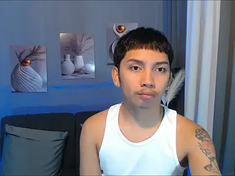 Snapshot of dylan_hardfucker chatting on 03/08/26, 01:47 dylan hardfucker online show from 03/08/26, 01:47