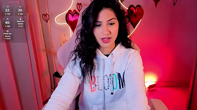 Snapshot of chloebum_ chatting on 02/16/26, 11:06 chloebum online show from 02/16/26, 11:06