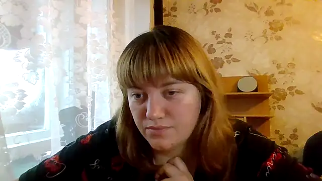 Snapshot of swett_girll chatting on 12/14/25, 11:26 swett girll online show from 12/14/25, 11:26