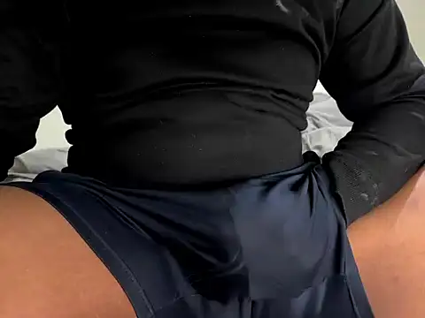 prashantk99 online show from 12/21/25, 03:41