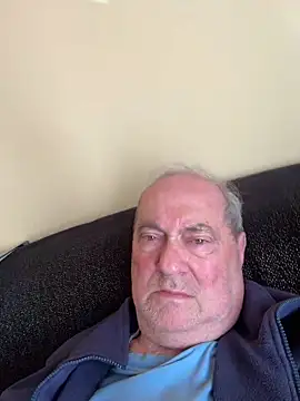 Snapshot of csikar chatting on 05/01/26, 01:59 csikar online show from 05/01/26, 01:59