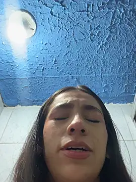 lunaluxury22 online show from 03/08/26, 01:04