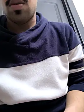 Snapshot of twinkarabboy chatting on 04/19/26, 08:00 twinkarabboy online show from 04/19/26, 08:00