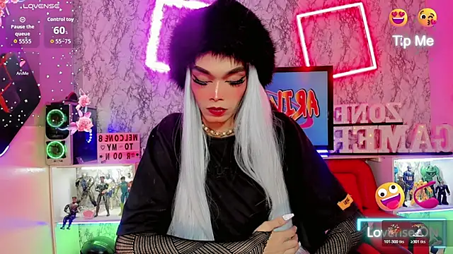 Snapshot of camila_vasquez_ chatting on 12/13/25, 07:53 camila vasquez online show from 12/13/25, 07:53