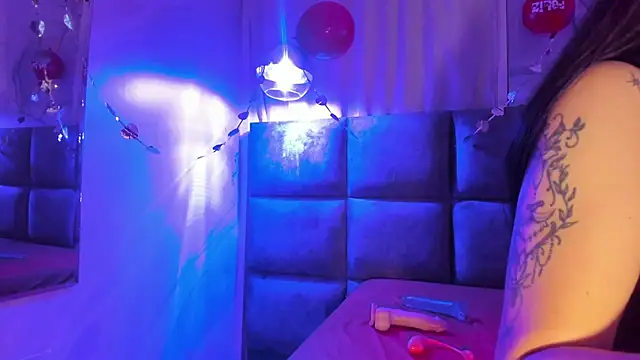 Victoria01  online show from 02/15/26, 03:14