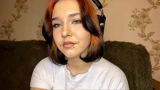 EmilyVeiro online show from 02/10/26, 08:24