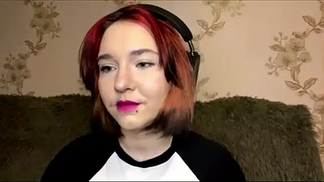 EmilyVeiro online show from 03/07/26, 05:43