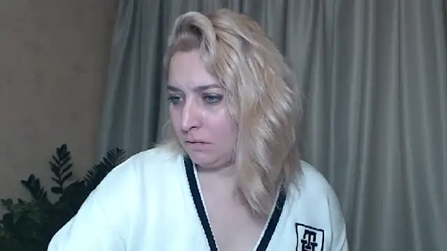 sweetpussy13 online show from 01/10/25, 10:17