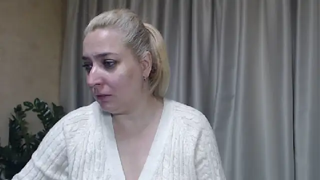 sweetpussy13 online show from 09/28/25, 05:35