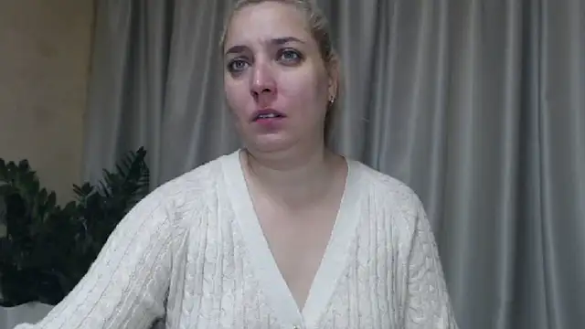 sweetpussy13 online show from 10/04/25, 06:00