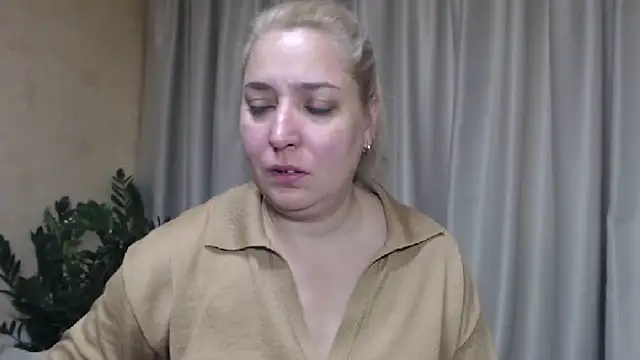 sweetpussy13 online show from 10/05/25, 06:45