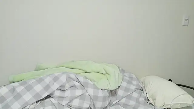 Snapshot of meromerona chatting on 02/27/26, 11:21 meromerona online show from 02/27/26, 11:21