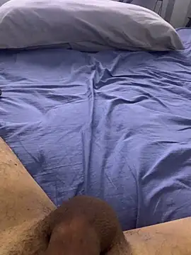 Snapshot of chiquixxxxxxxxxx chatting on 12/21/25, 04:52 chiquixxxxxxxxxx online show from 12/21/25, 04:52