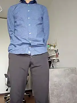 Lovebackground online show from 09/29/25, 07:35