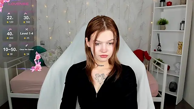 Snapshot of KianaVision chatting on 01/15/26, 05:45 KianaVision online show from 01/15/26, 05:45