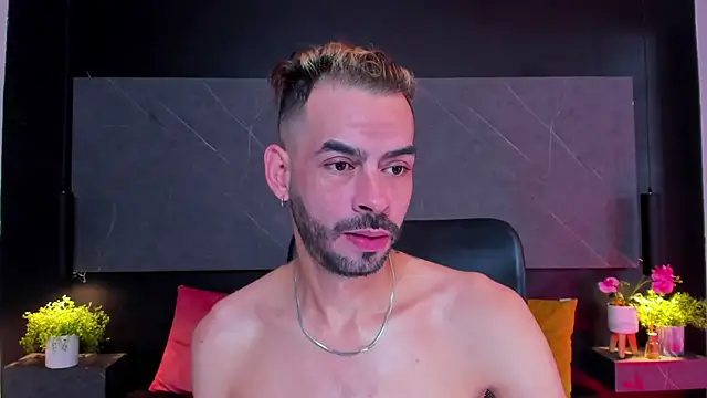 Snapshot of arcangel_harris chatting on 03/06/26, 12:12 arcangel harris online show from 03/06/26, 12:12