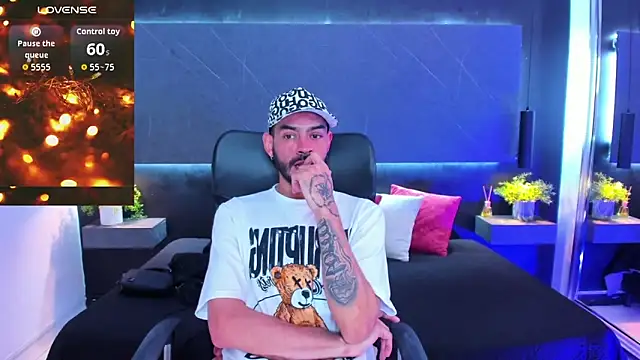 Snapshot of arcangel_harris chatting on 03/24/26, 07:19 arcangel harris online show from 03/24/26, 07:19