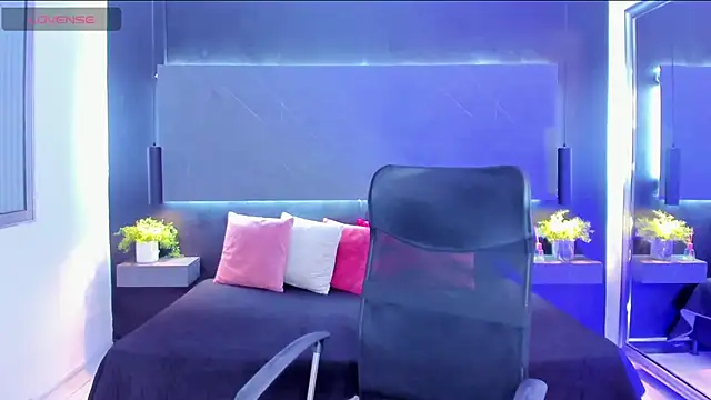 Snapshot of arcangel_harris chatting on 04/07/26, 06:52 arcangel harris online show from 04/07/26, 06:52