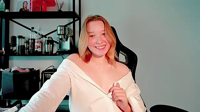 Agatha Mayson online show from 07/20/26, 05:33