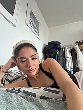 SilkyMira online show from 02/14/26, 10:56