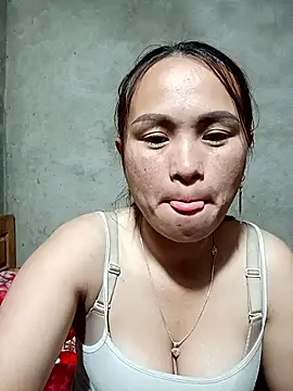 ngaytho004 online show from 02/13/26, 12:12