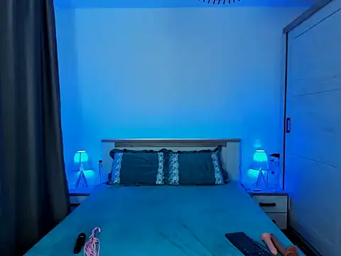 MistressKarla1 online show from 12/15/25, 09:19