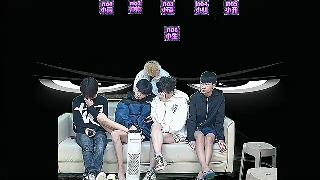 Snapshot of yujiannanpu chatting on 01/08/26, 02:36 yujiannanpu online show from 01/08/26, 02:36