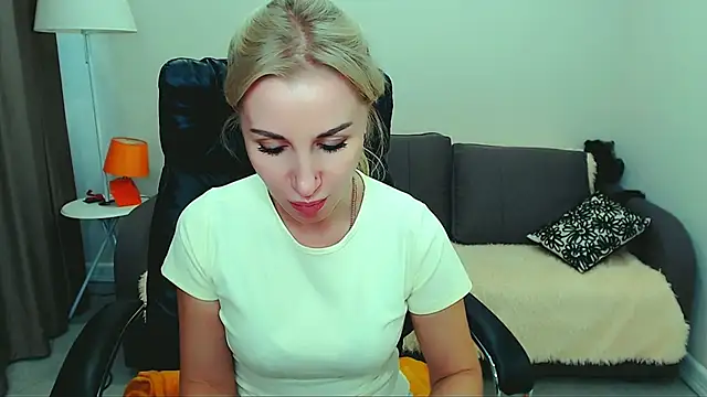 Hanna--Sweet online show from 06/04/26, 10:32
