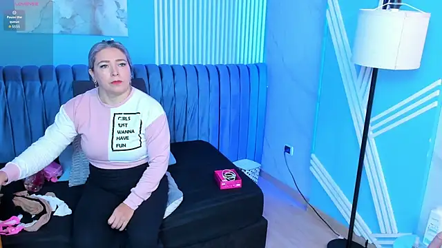 Snapshot of dahianeconnor chatting on 07/04/26, 11:38 dahianeconnor online show from 07/04/26, 11:38