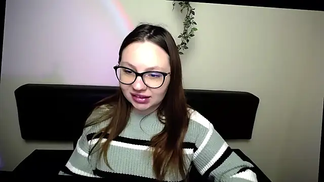 Snapshot of LiliaErmi chatting on 04/22/26, 05:54 LiliaErmi online show from 04/22/26, 05:54