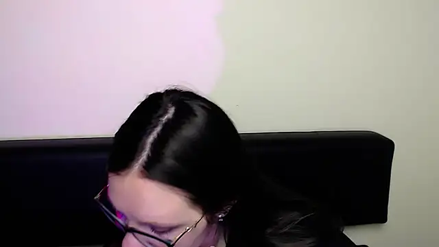 Snapshot of LiliaErmi chatting on 05/24/26, 08:08 LiliaErmi online show from 05/24/26, 08:08