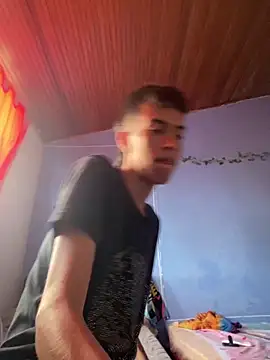 Juan Gomezz26 online show from 04/08/26, 09:15