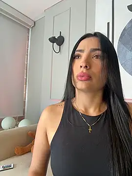 Snapshot of ValeriaTorress_ chatting on 03/04/26, 04:35 ValeriaTorress online show from 03/04/26, 04:35