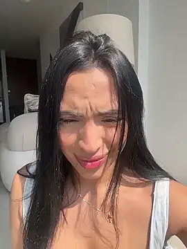 Snapshot of ValeriaTorress_ chatting on 03/31/26, 07:47 ValeriaTorress online show from 03/31/26, 07:47