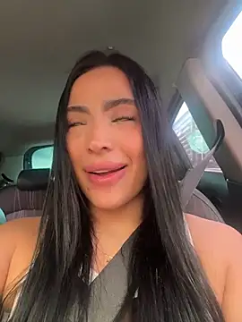 Snapshot of ValeriaTorress_ chatting on 04/01/26, 08:28 ValeriaTorress online show from 04/01/26, 08:28