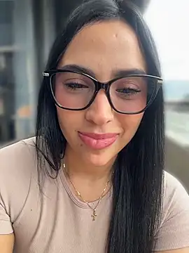 Snapshot of ValeriaTorress_ chatting on 04/09/26, 07:41 ValeriaTorress online show from 04/09/26, 07:41