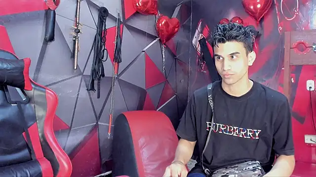 Hot Boys 69 online show from 02/25/26, 12:04