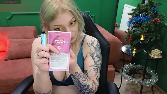 Aska Asami online show from 12/16/25, 10:04