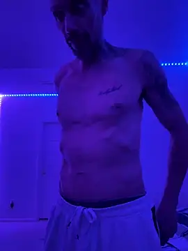 Snapshot of faces818 chatting on 03/11/26, 07:36 faces818 online show from 03/11/26, 07:36